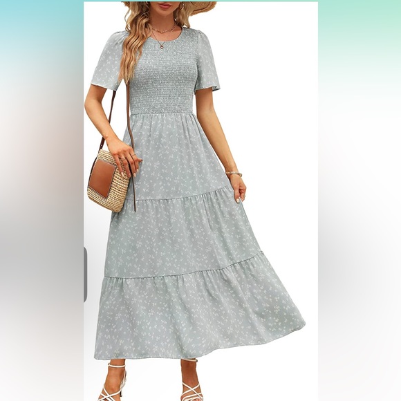 Magger Dresses & Skirts - Magger Green Floral Casual Short Sleeve Maxi Smocked Boho Tiered Dress Large
